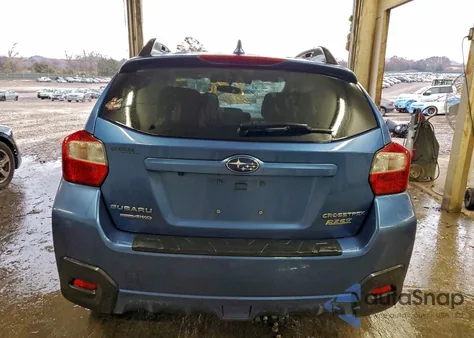 2016 Subaru Crosstrek Premium z USA, uszkodzony, nr VIN JF2GPADC8G8246344